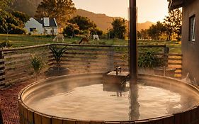 11 Mountain Stream Hot Tub Self Catering